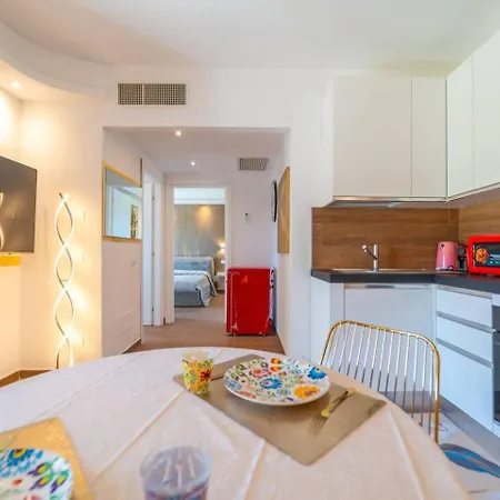 La Maison Doree דירה אולביה