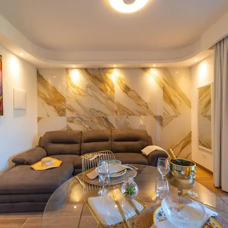 דירה La Maison Doree אולביה