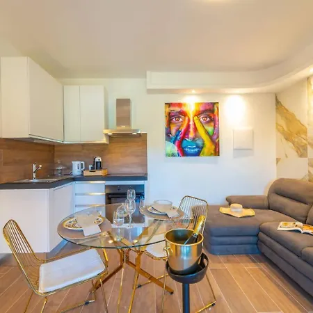 דירה La Maison Doree אולביה