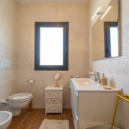 La Maison Dorée Apartamento *